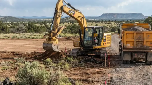 Phased off-grid land development showing access, building area, water, septic, utilities, and future development areas in Apache County Arizona